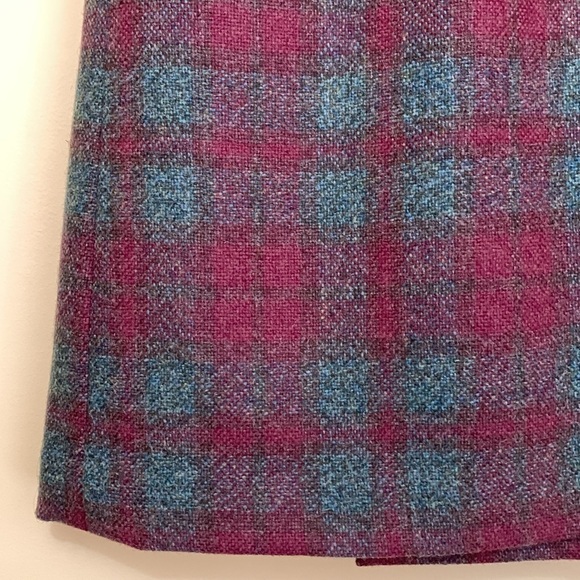 Morplan | 100% Wool Green Red Tartan Plaid Side Zip Vintage Skirt 12.5” W 30” L - Picture 6 of 16